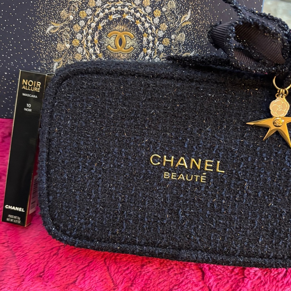 Chanel Beauté Elegant navy Cosmetic Bag NEW FULL SIZE MASCARA ($40 ret) 3 CHARM